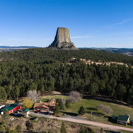 Devils Tower Lodge