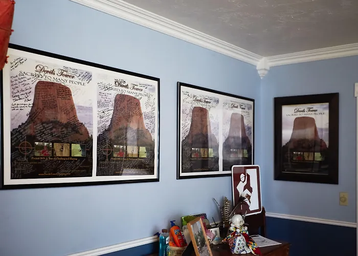 Devils Tower Lodge Bed & Breakfast Bed & Breakfast 3*