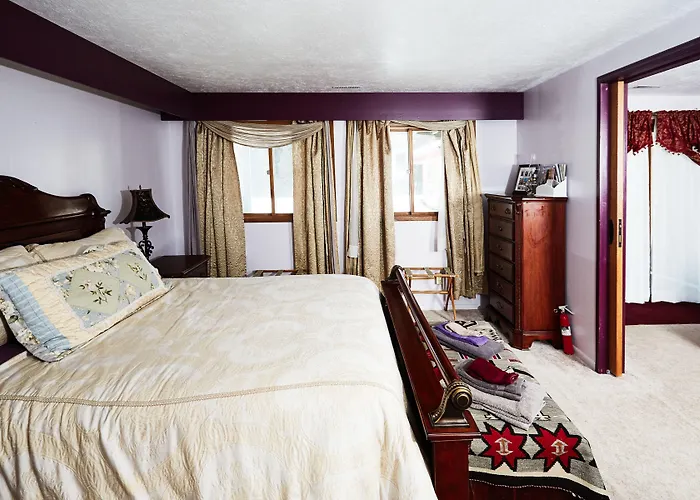 Devils Tower Lodge Bed & Breakfast Devils Tower
