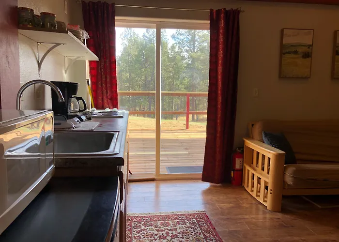 Devils Tower Lodge Bed & Breakfast