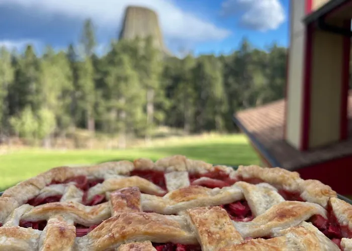 Devils Tower Lodge Bed & Breakfast Devils Tower