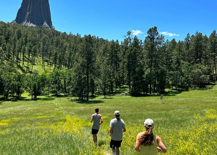 Devils Tower Lodge Bed & Breakfast Bed & Breakfast